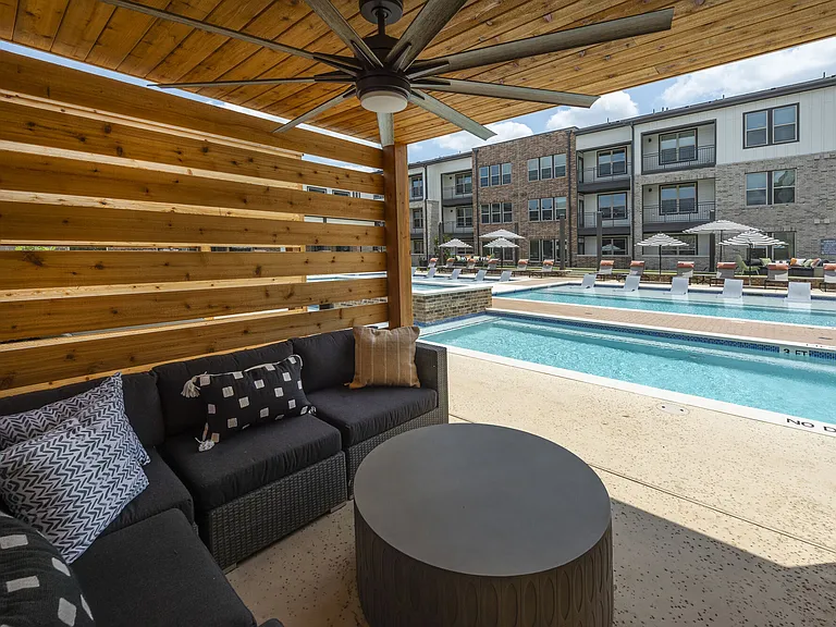 Lenox Grand West — Photo 14