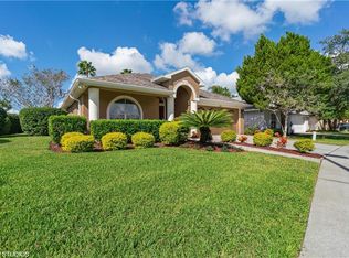 19302 Garden Quilt Cir, Lutz, FL 33558