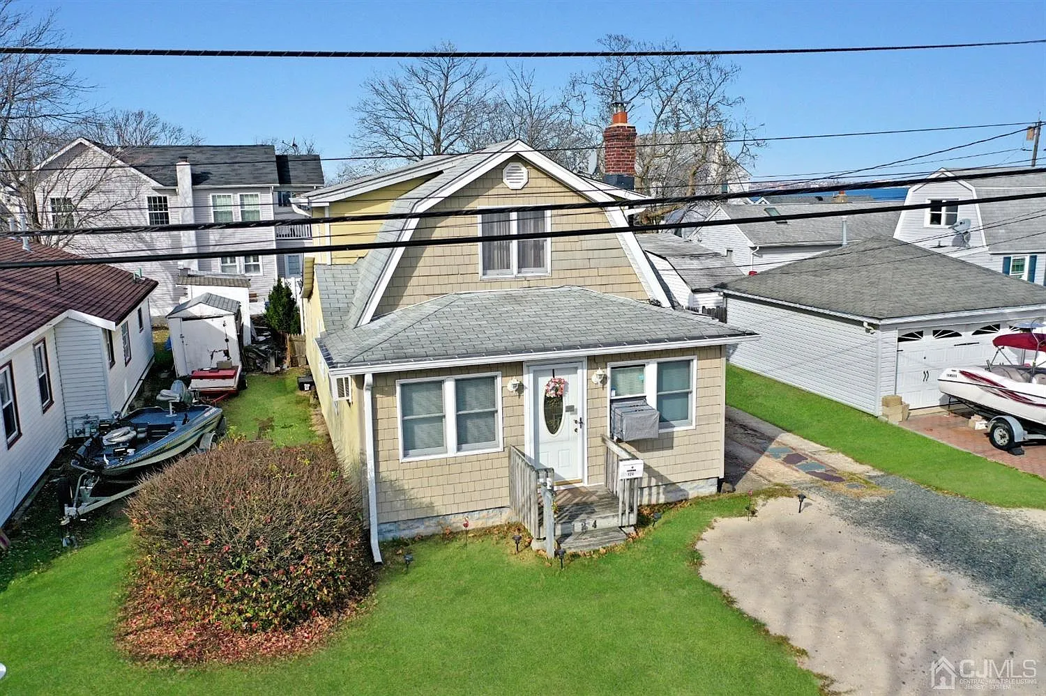 124 Harbor Way photo 1