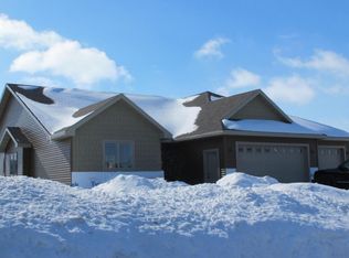 2453 Star Ave S, Grand Forks, ND 58201