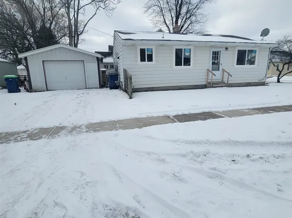 1101 Stanton St, Bay City, MI 48708