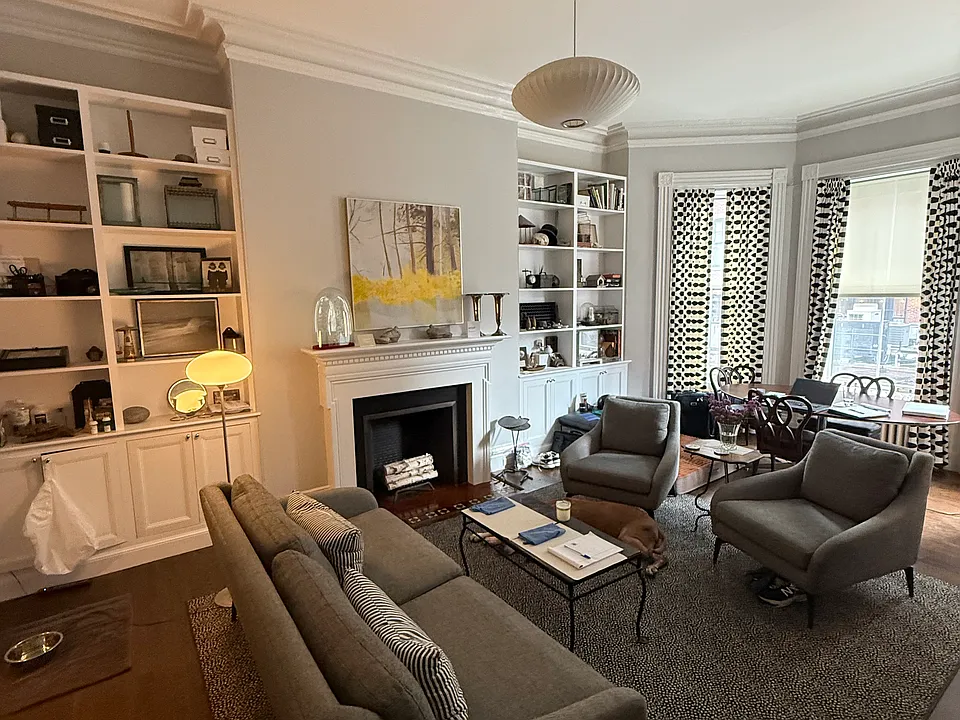 144 Commonwealth Ave #4