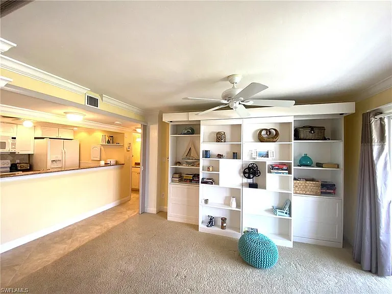 555 Park Shore Dr #B-407 — Photo 13