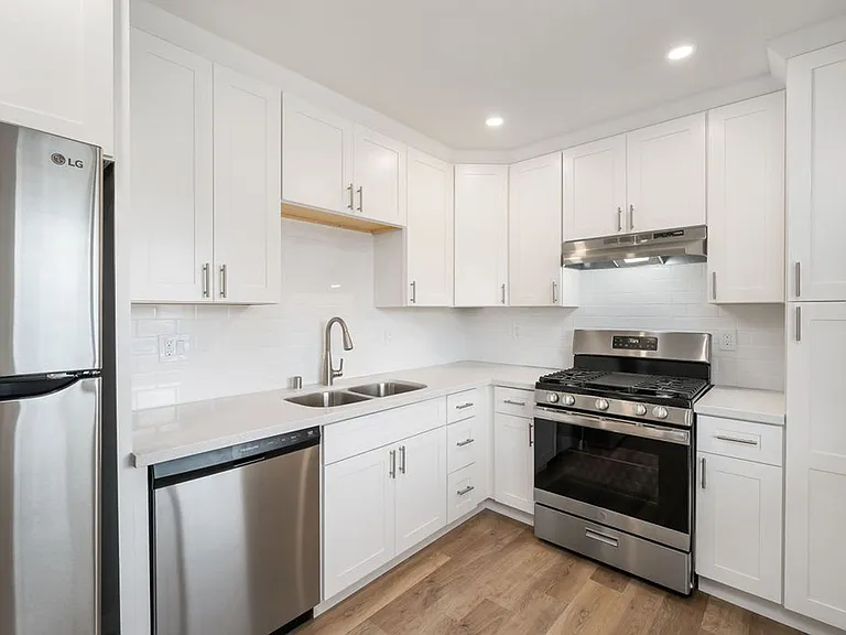 5340 Olmeda Ave — Photo 5