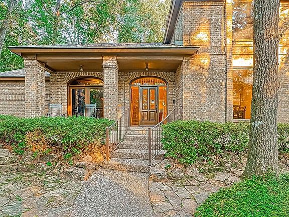 2nd image of 60 Village Hill Ln