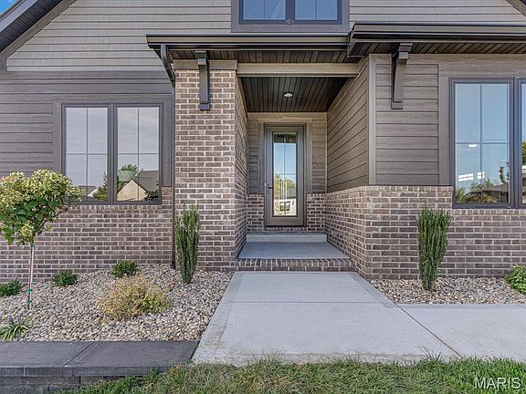 3rd image of 3446 Whiston Ln