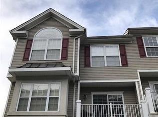 41 Ridge Dr #4-1, Pompton Lakes, NJ 07442