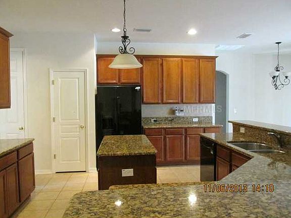5th image of 7018 Derwent Glen Cir