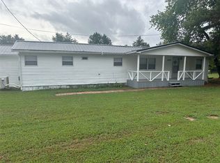 5998 Old Glasgow Rd, Scottsville, KY 42164