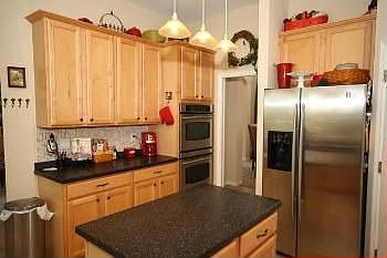 4th image of 102 Forest Breeze Ave