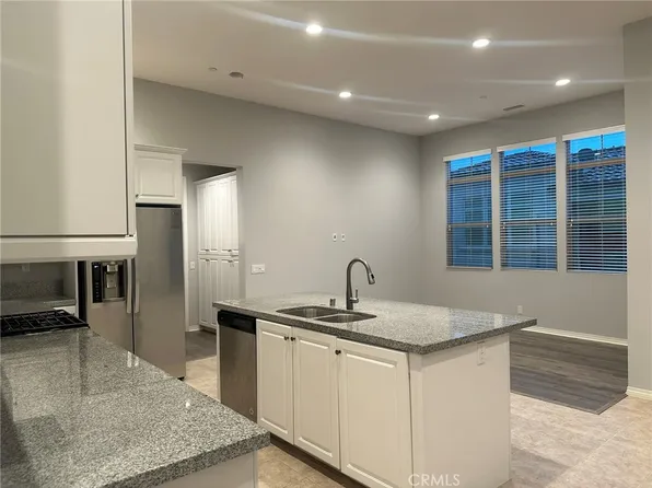 88 Parkwood, Irvine, CA 92620