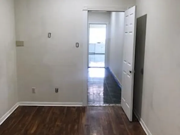 8528 Beechnut St, Houston, TX 77036