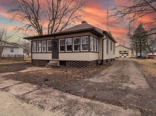 202 W Fifer St, Colfax, IL 61728