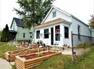 712 Madison Ave, South Milwaukee, WI 53172