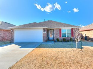 10245 Hidden Village Dr, Village, OK 73120