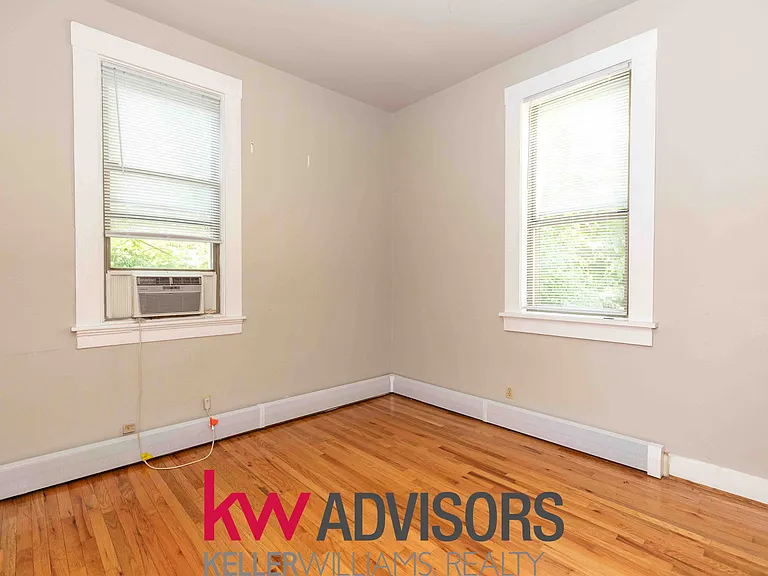 1324 Chapel St #1 — Photo 12