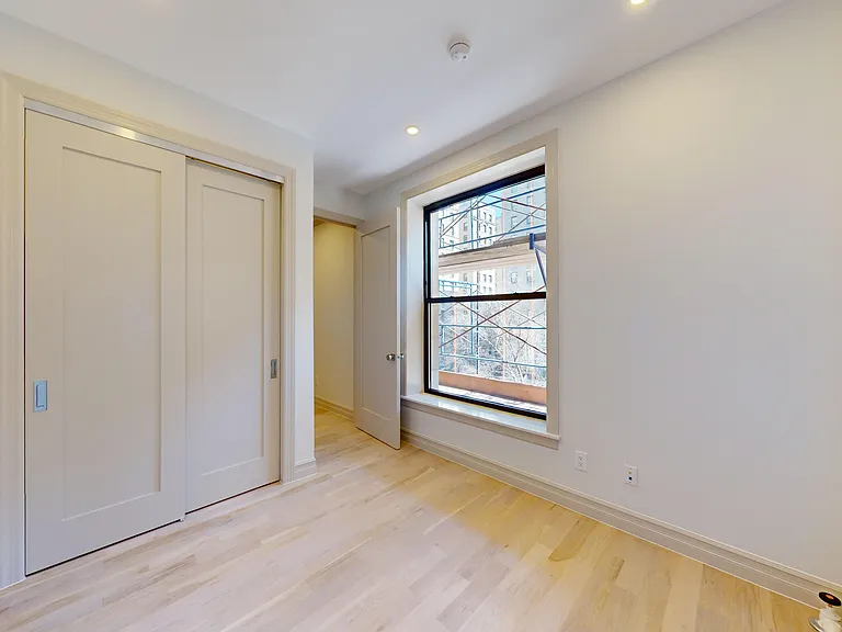 250 W 91st St #4B — Photo 9