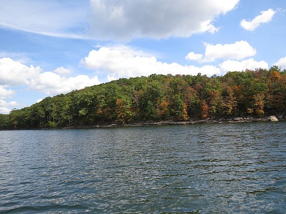 2nd image of Bel-lago Dr Lot 1