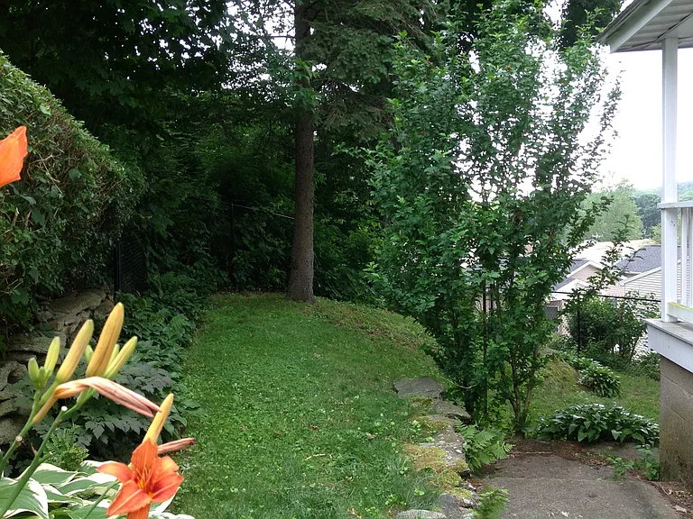 61 Moshier St — Photo 6