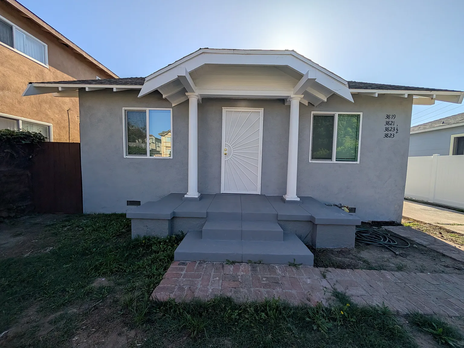 3 bed, 1100 sqft, $4,400 — Photo 1