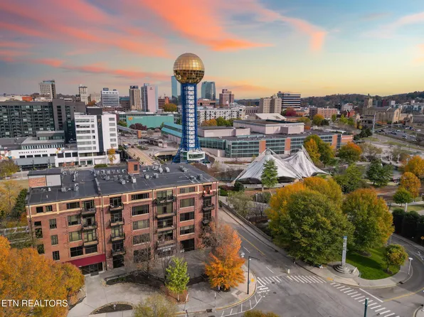 1060 Worlds Fair Park Dr Unit 16, Knoxville, TN 37916