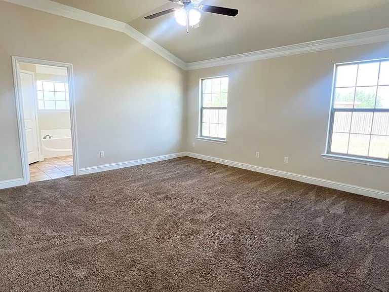 303 Koufax Ct — Photo 9