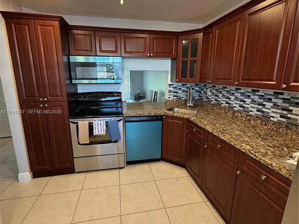 6095 N Sabal Palm Blvd APT 104, Fort Lauderdale, FL 33319