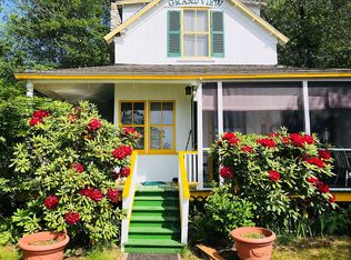 12 Long Is, Webster, MA 01570