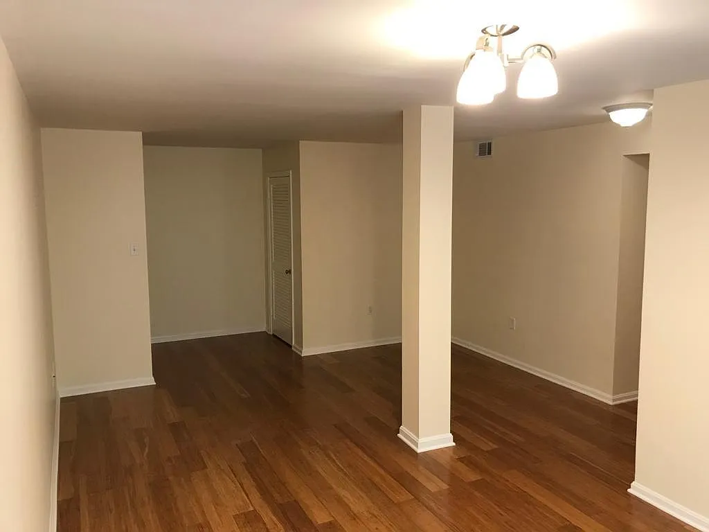 1 bed, 600 sqft, $1,995 — Photo 3