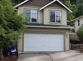 141 Ashley St, Bellingham, WA 98229