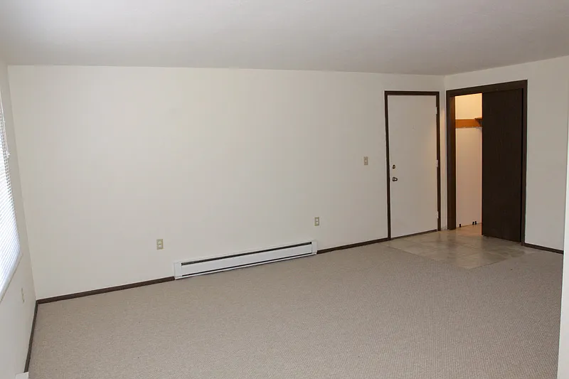 855 Cadmus St APT F photo 1