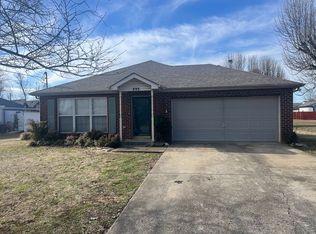 895 Lavergne Ln, La Vergne, TN 37086