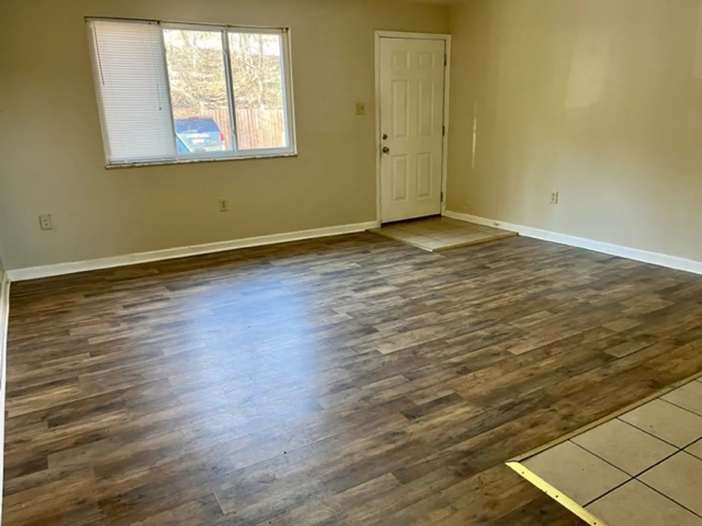 1100 Oneil Blvd. — Photo 2