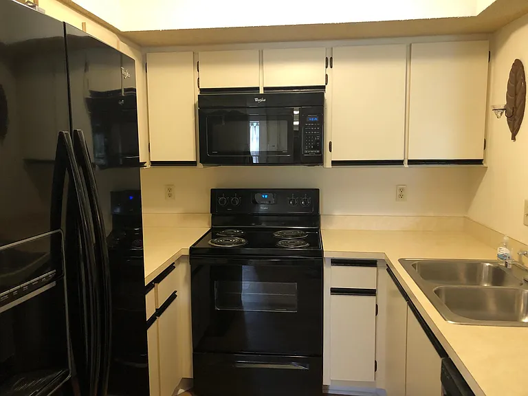 19505 Quesada Ave #M207 — Photo 6