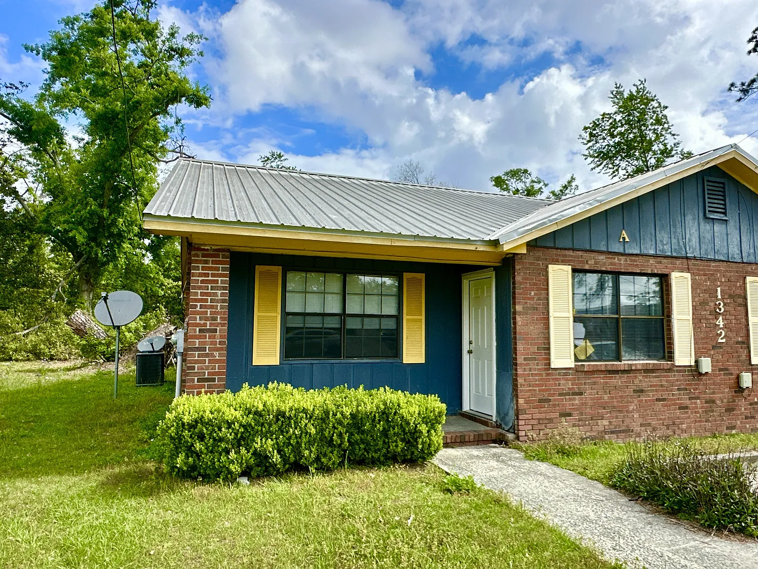 1342 Partridge Place - A — Photo 4