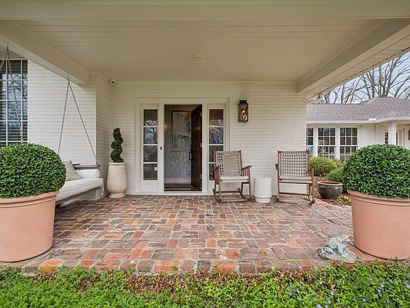 4th image of 6010 Hickory Valley Rd