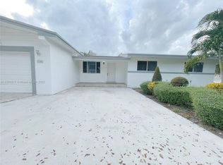 720 W 72nd Pl #720, Hialeah, FL 33014
