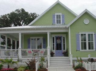 621 Woodland Forest Ct, Wilmington, NC 28403