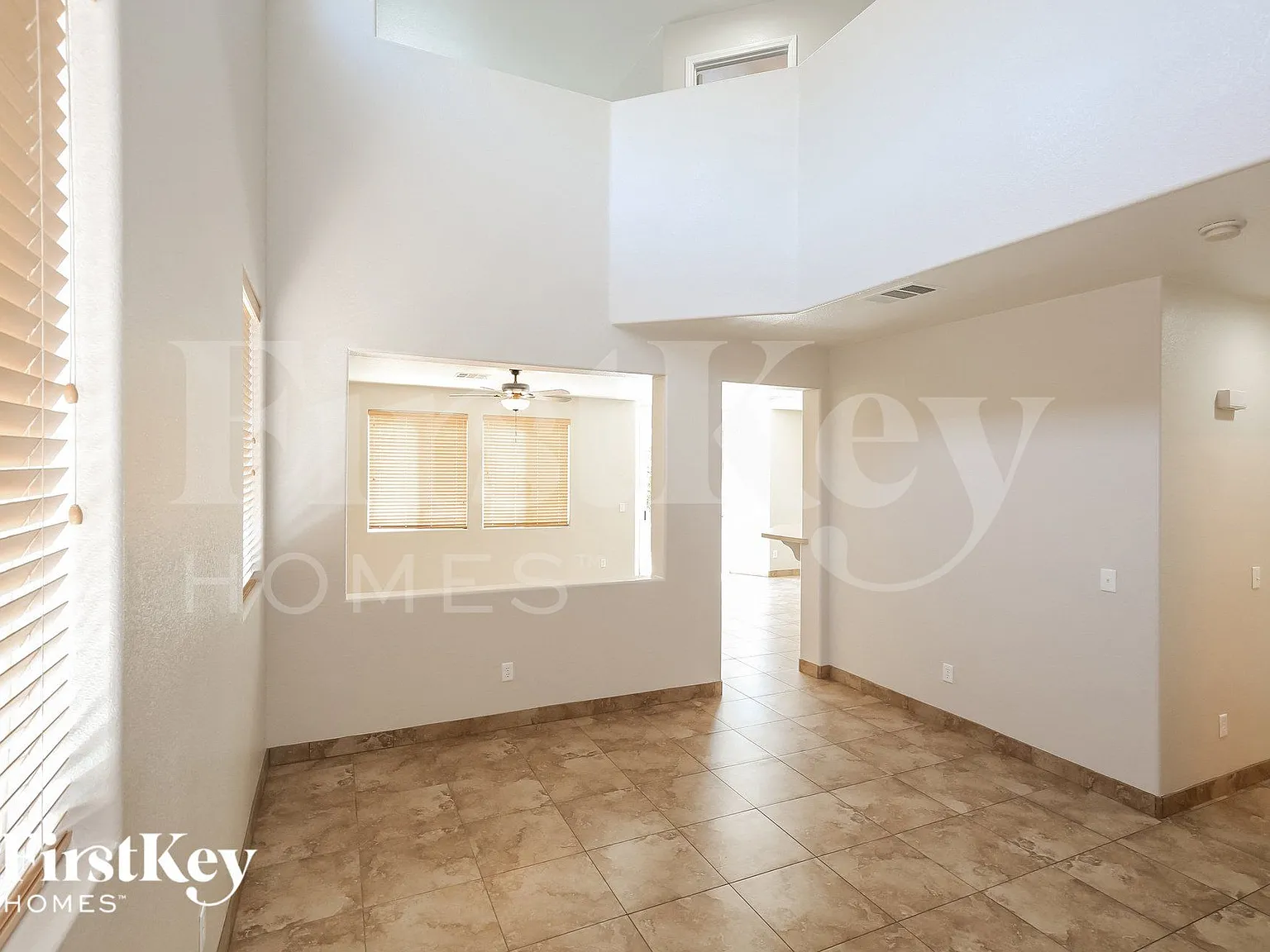 3 bed, 2.5 bath, 1853 sqft, $2,250 — Photo 3
