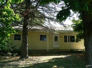 1617 Hartzell Rd, New Haven, IN 46774