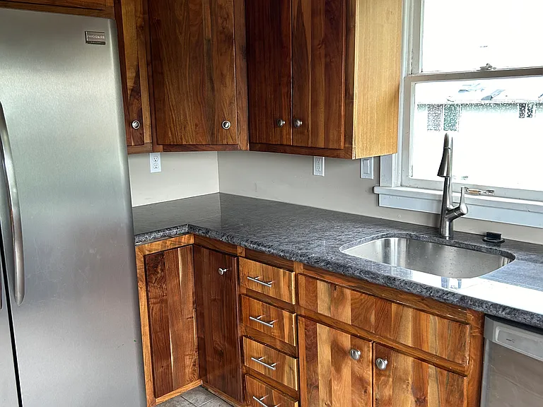338 6th Ave SE #3 — Photo 6