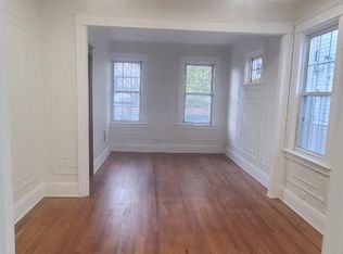 7109 69th St, Ridgewood, NY 11385