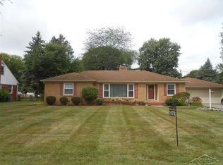 1573 Avalon Ave, Saginaw, MI