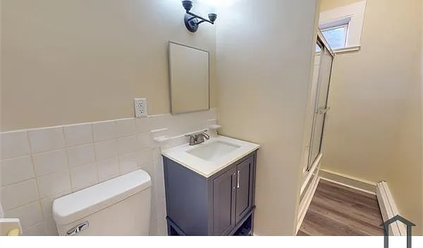 635 Albany Ave — Photo 8