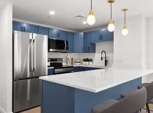 64 Willard St APT 408, Quincy, MA 02169