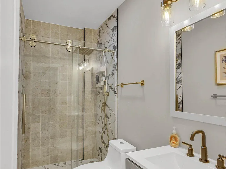 555 Presstman St — Photo 25