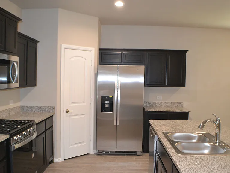 7541 Orion Rd — Photo 8