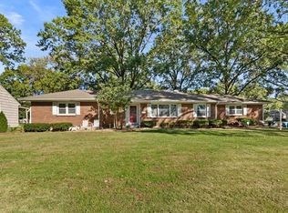 6800 W 100th St, Overland Park, KS 66212