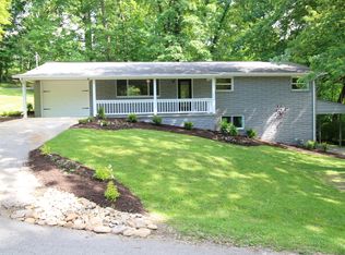 112 Hilltop Ln, Powell, TN 37849