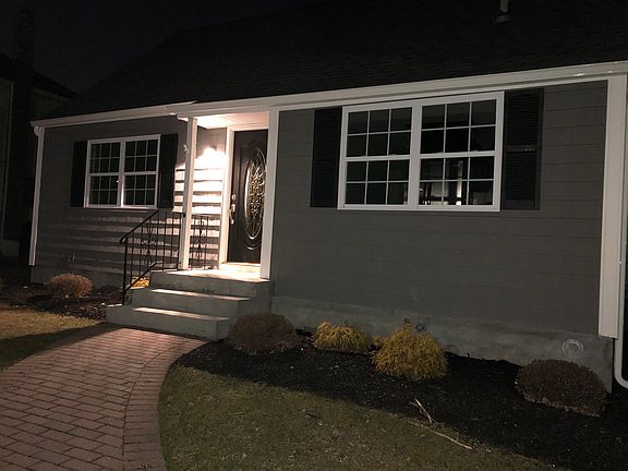 2nd image of 965 Brent Dr